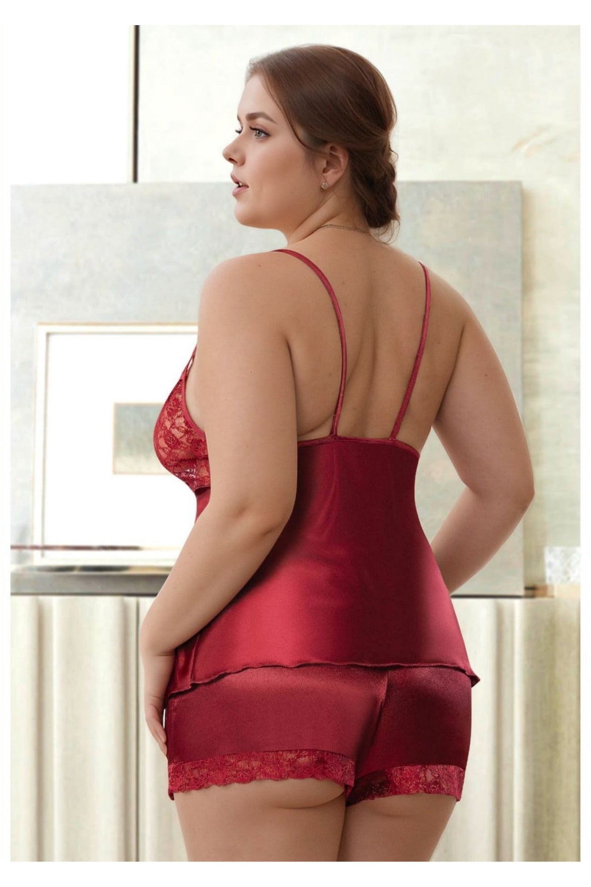 Kadın Büyük Beden Bordo Saten Şortlu Pijama Takımı Sırtı Dantelli