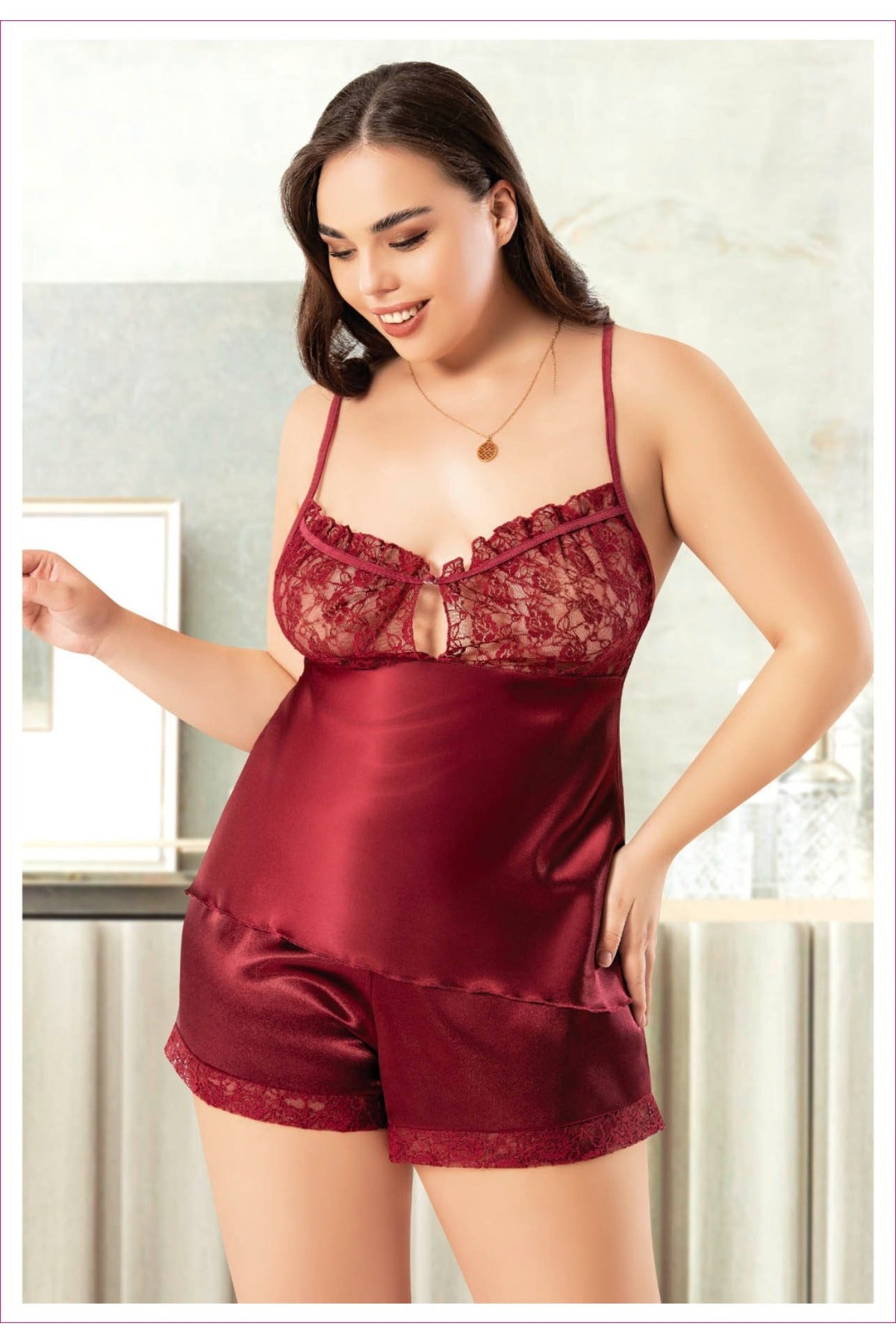 İnce Askılı Dantel Detaylı Göğüs Dekolteli Bordo Büyük Beden Şortlu Pijama Takımı